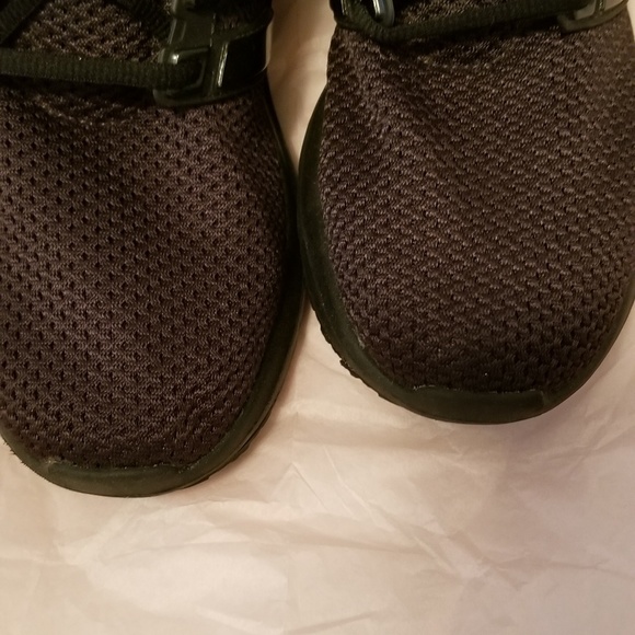 Adidas shoes - Picture 3 of 5